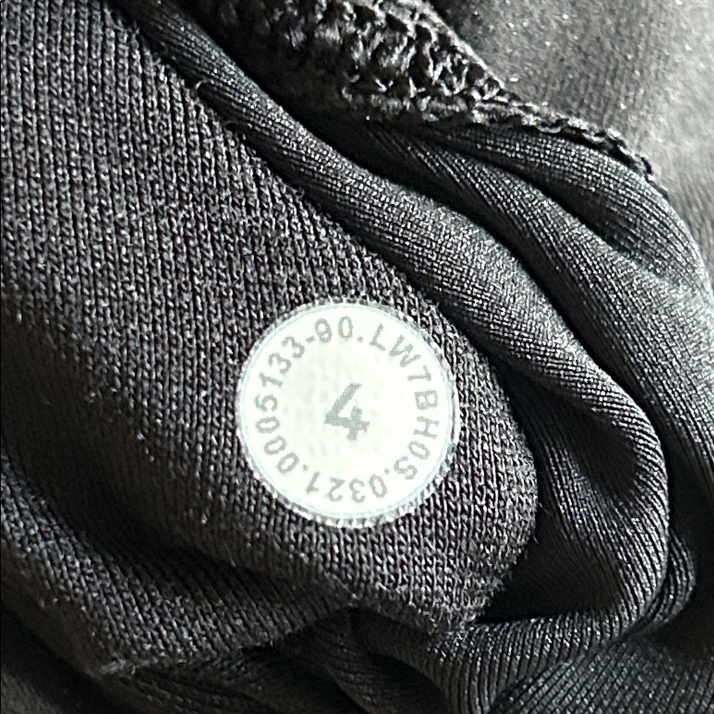 🆕 LULULEMON Wunder Train High-Rise Shorts 8" Black NWT Size 4 - Picture 9 of 14